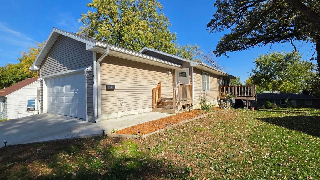 409 Secor Avenue, Forest City