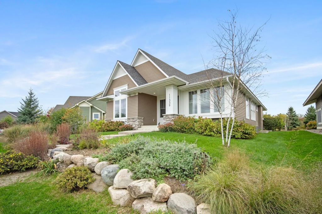 11339 Wildflower Drive N, Lake Elmo