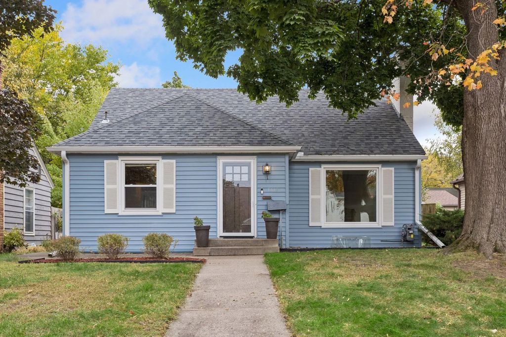 5519 Garfield Avenue, Minneapolis
