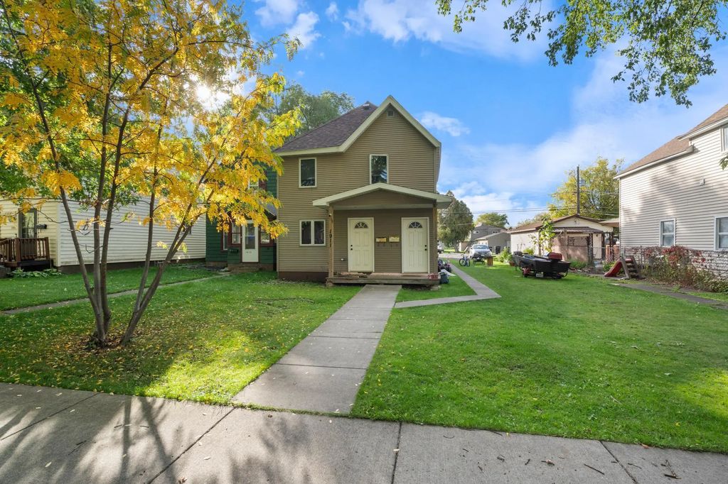 1911 Lackawanna Avenue, Superior