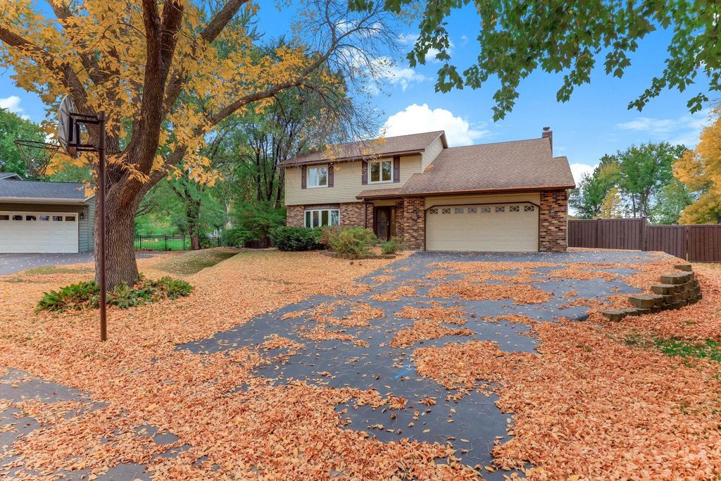 7100 Ivystone Avenue S, Cottage Grove