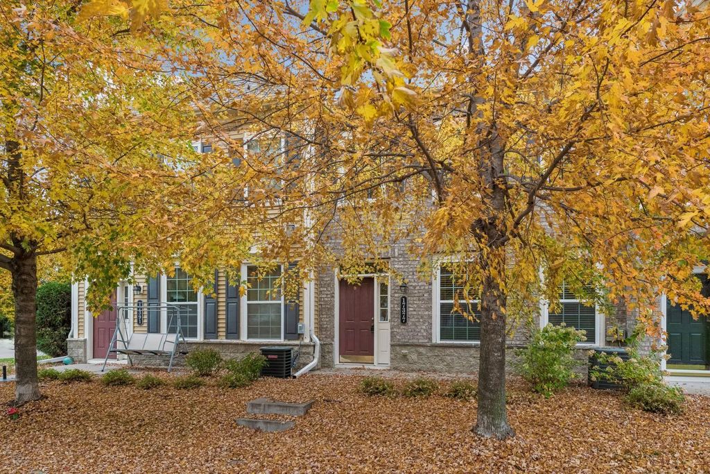 17377 72nd Place N 504, Maple Grove