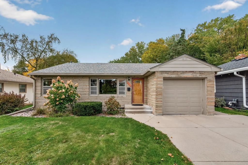 3346 Cleveland Street Ne, Minneapolis