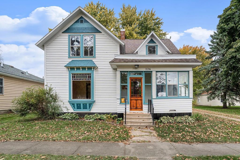 126 1st Street Se, Blooming Prairie