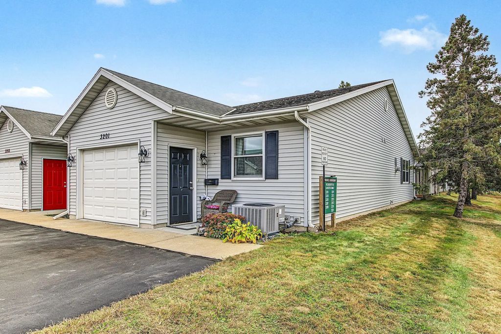3201 Craig Road 3201, Eau Claire