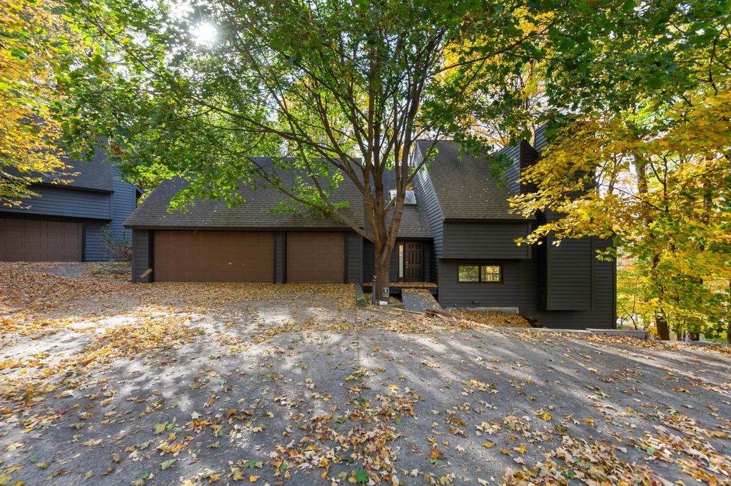 16509 Lake Street Extension, Minnetonka