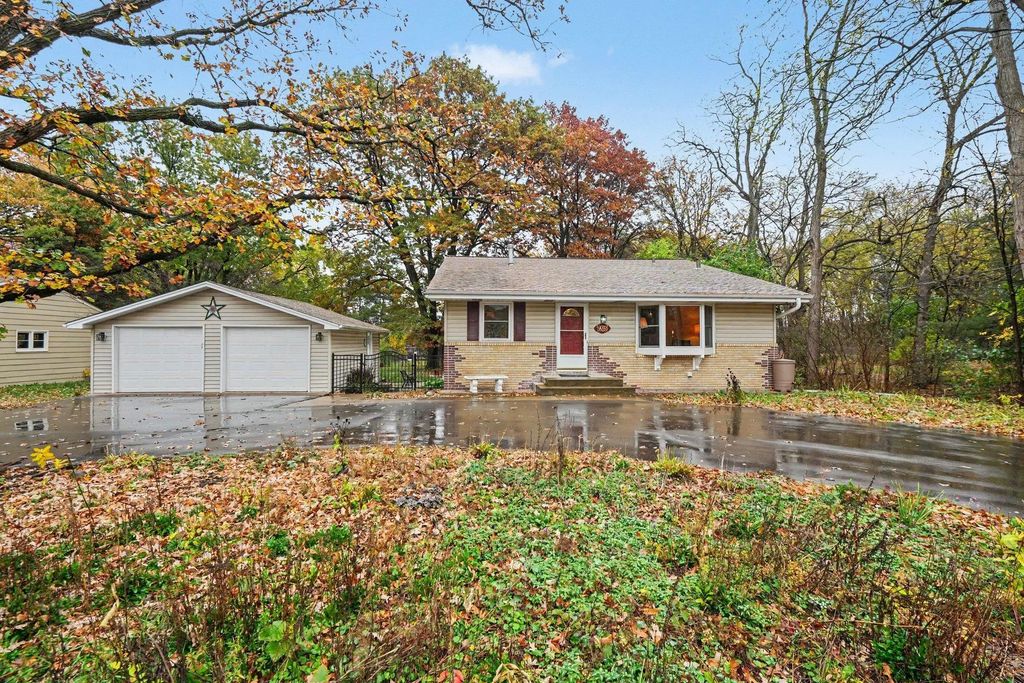 7315 E River Road, Fridley