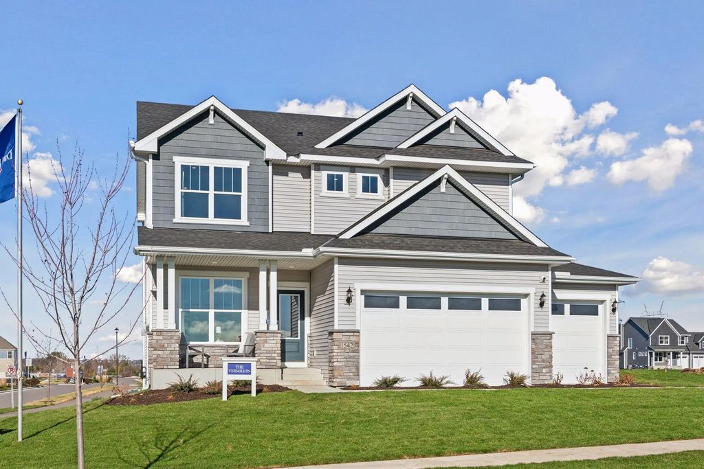 1542 Philipp Way, Shakopee