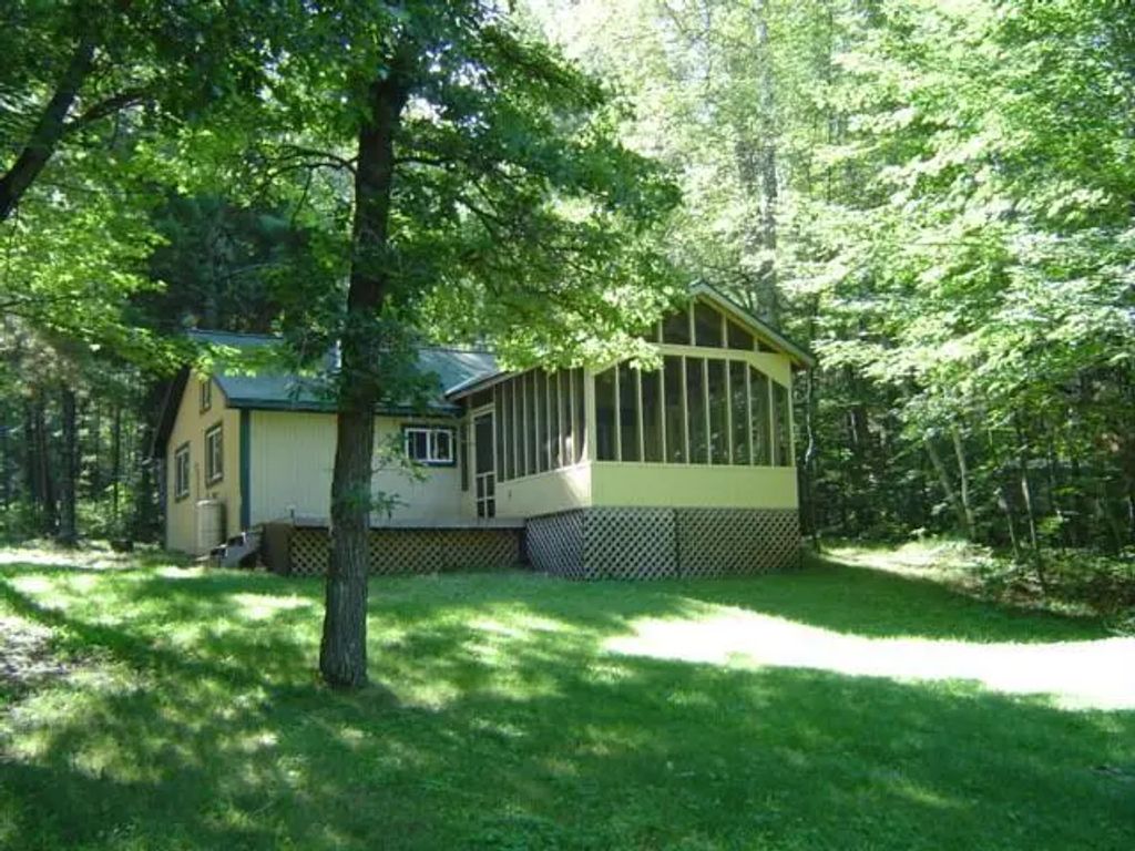 307 S Lake Lawrence Road Ne, Outing