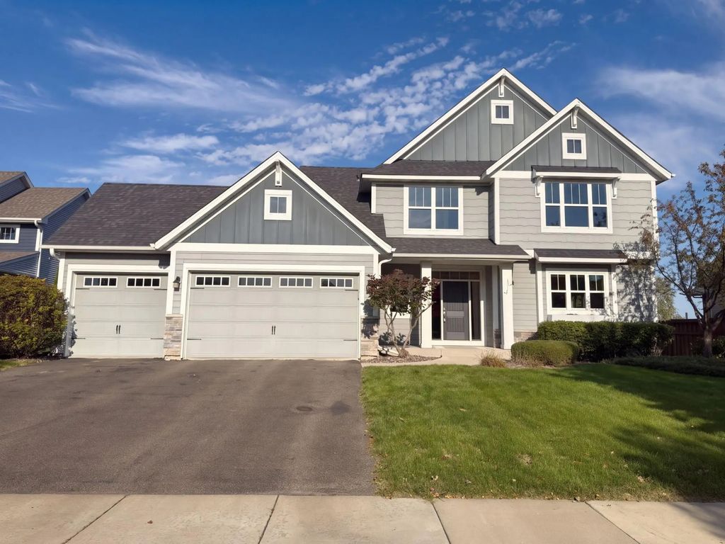 1120 Francesca Court, Chaska