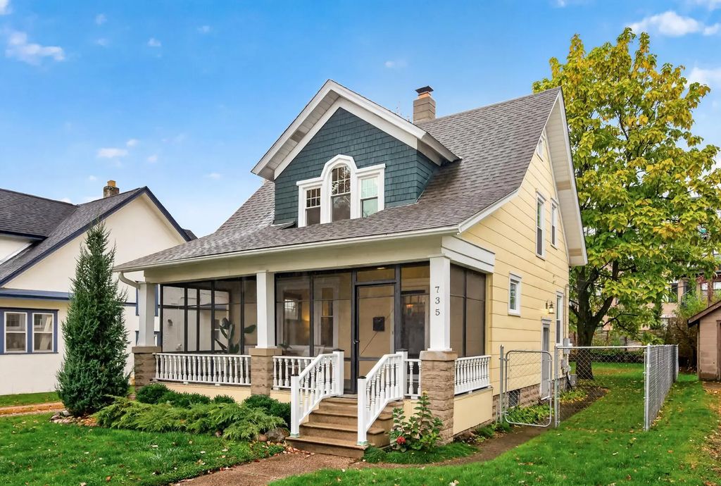 735 Curfew Street, Saint Paul