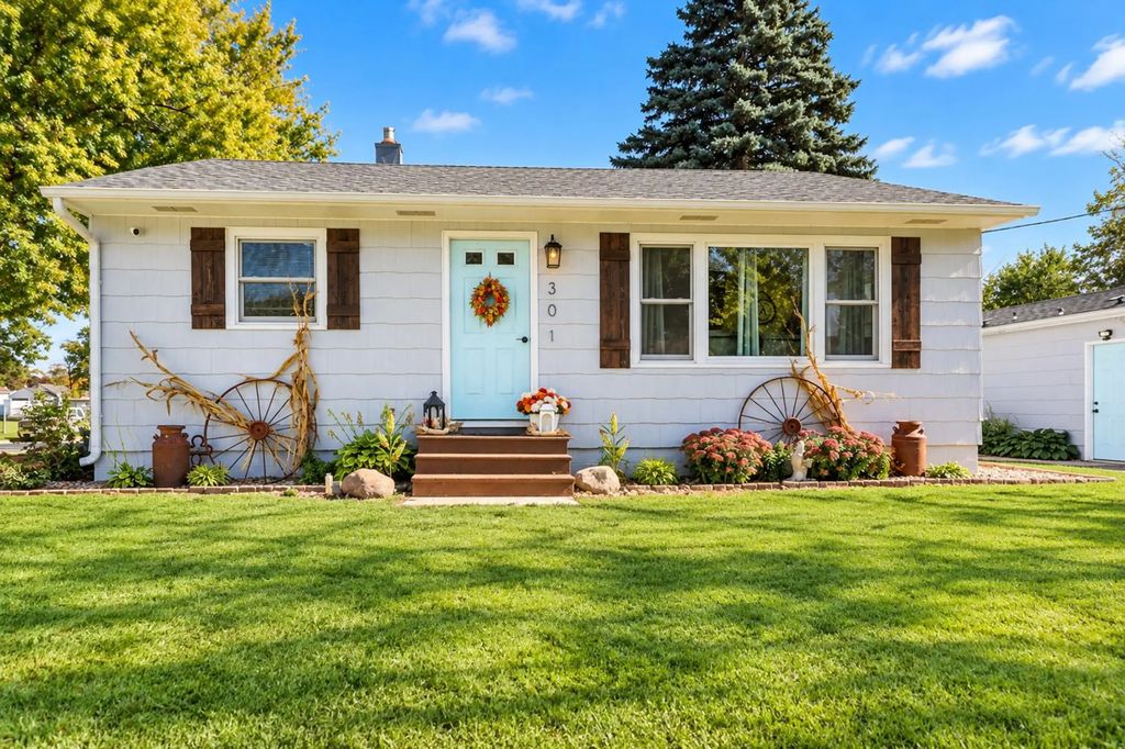 301 Se Oak Street, Brownsdale