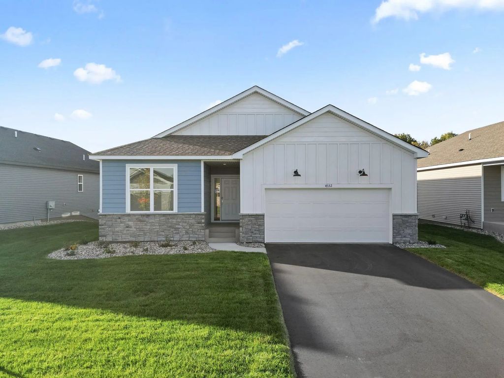 4332 132nd Avenue Ne, Blaine