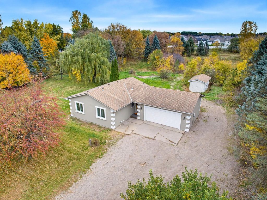 16795 Garnet Street Nw, Ramsey