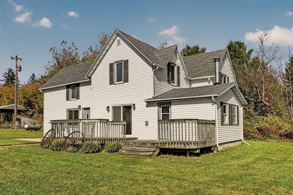 10215 50th Avenue Sw, Stewartville