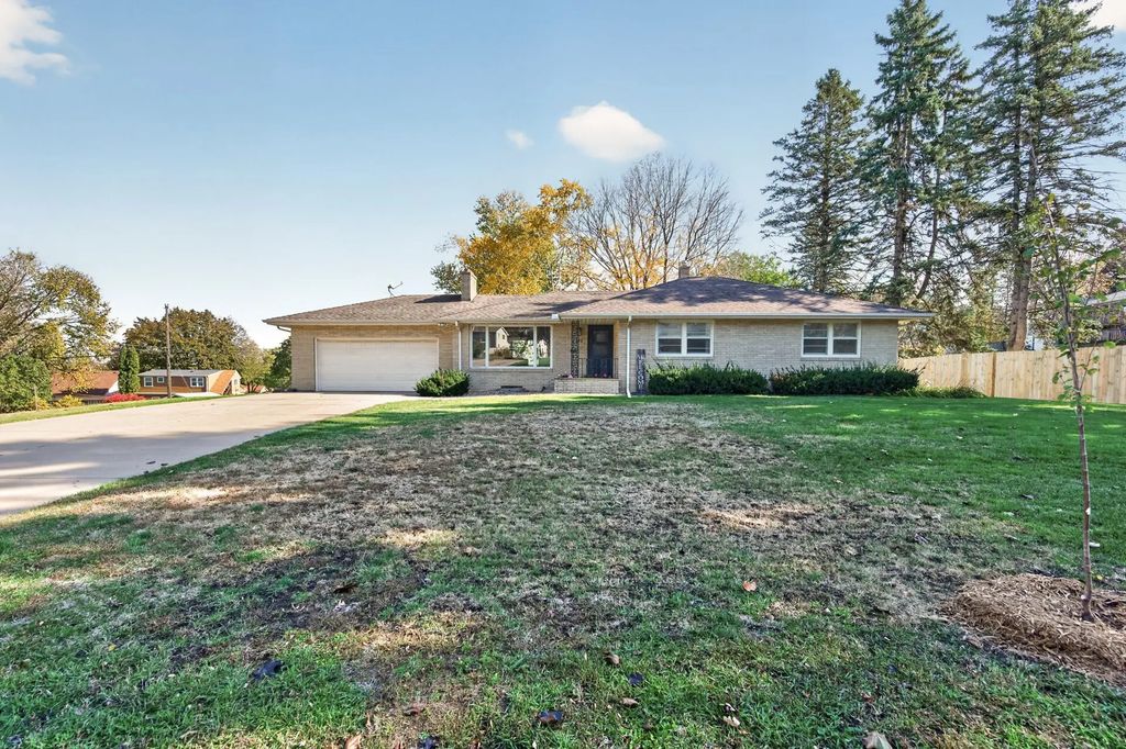 346 Reid Lane, South Saint Paul