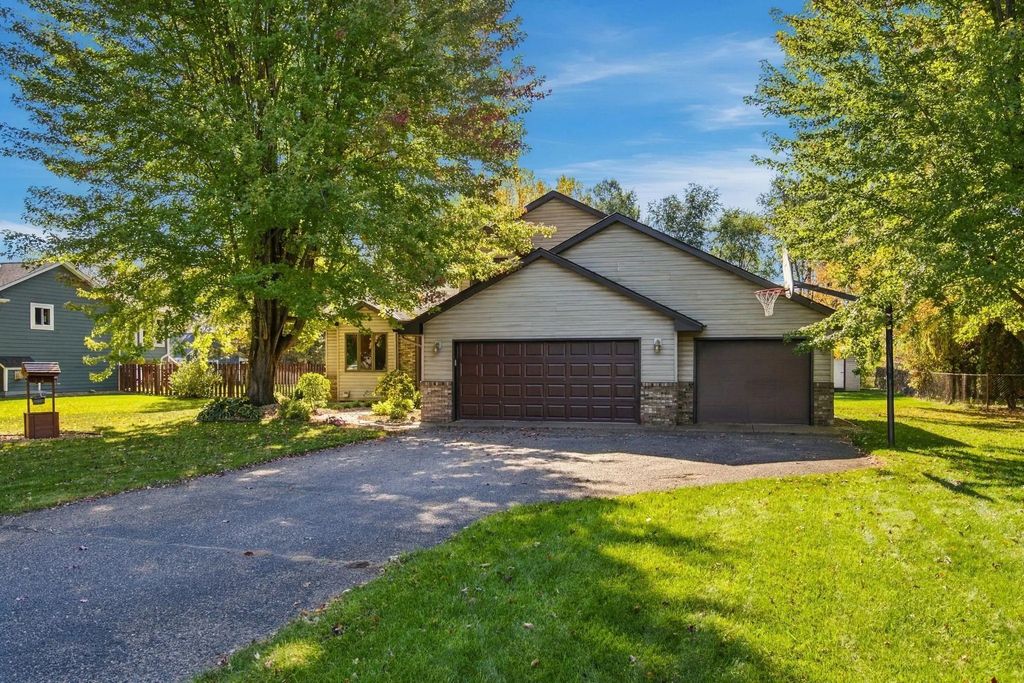 18153 203rd Avenue Nw, Big Lake