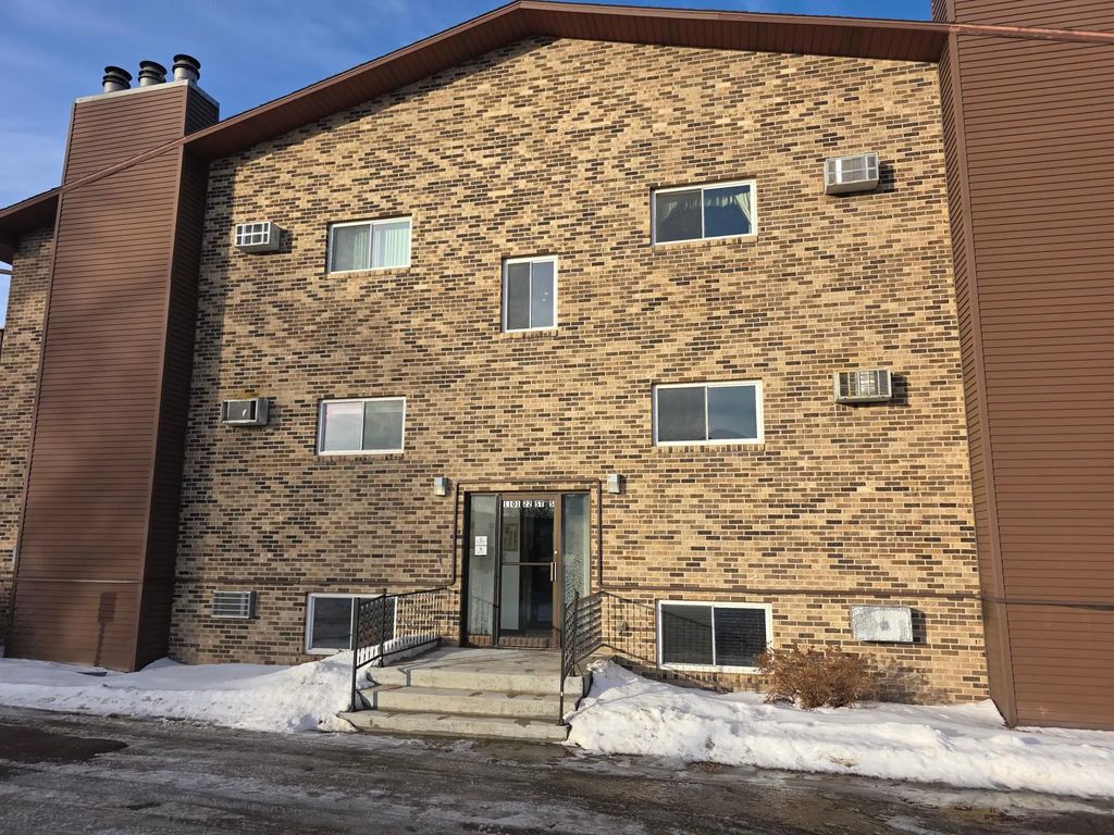 1101 22nd Street S C6, Fargo