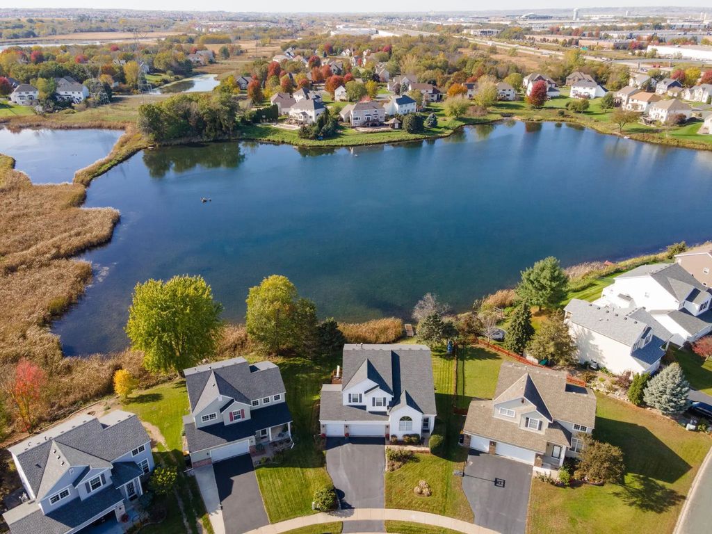 6622 Ashton Circle, Shakopee