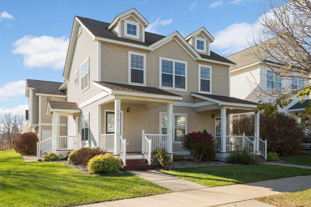 2812 Faulkner Drive, Chaska