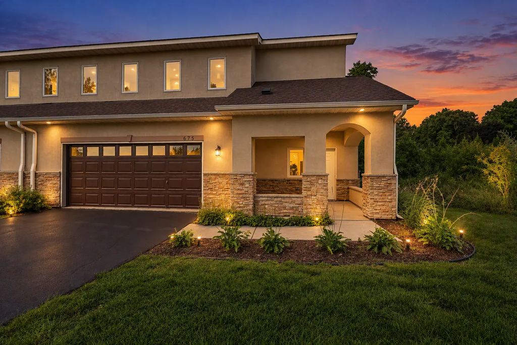 675 Sienna Drive, Watertown