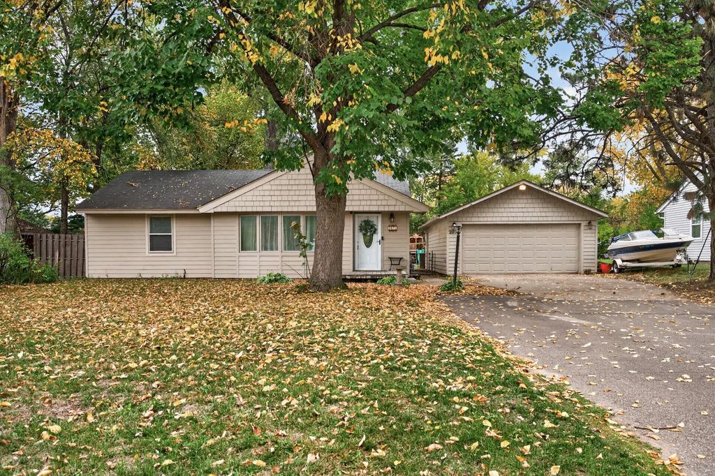 2071 Cedar Avenue, White Bear Lake