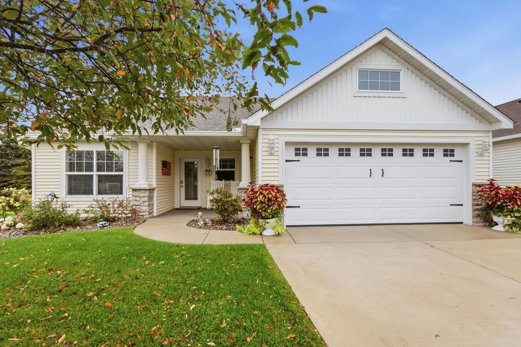 6353 Westwood Parkway, Saint Cloud