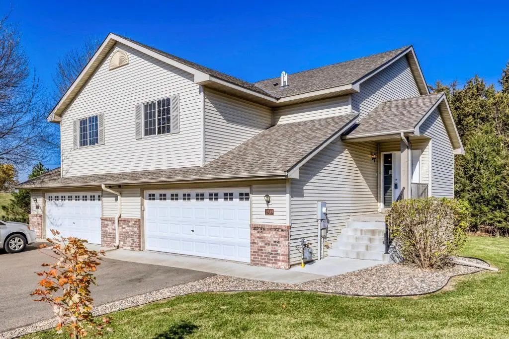 1909 Lachman Avenue Ne, Saint Michael