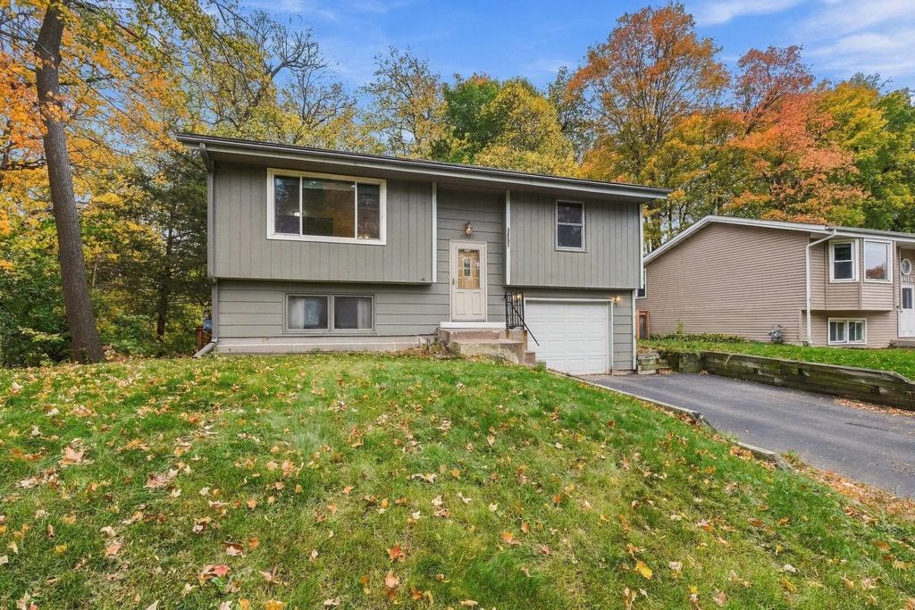 4605 Cumberland Road, Mound