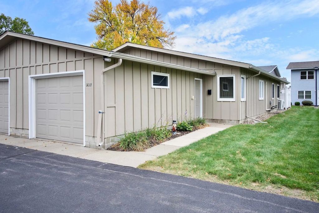 1414f Mcnally Drive, Winona
