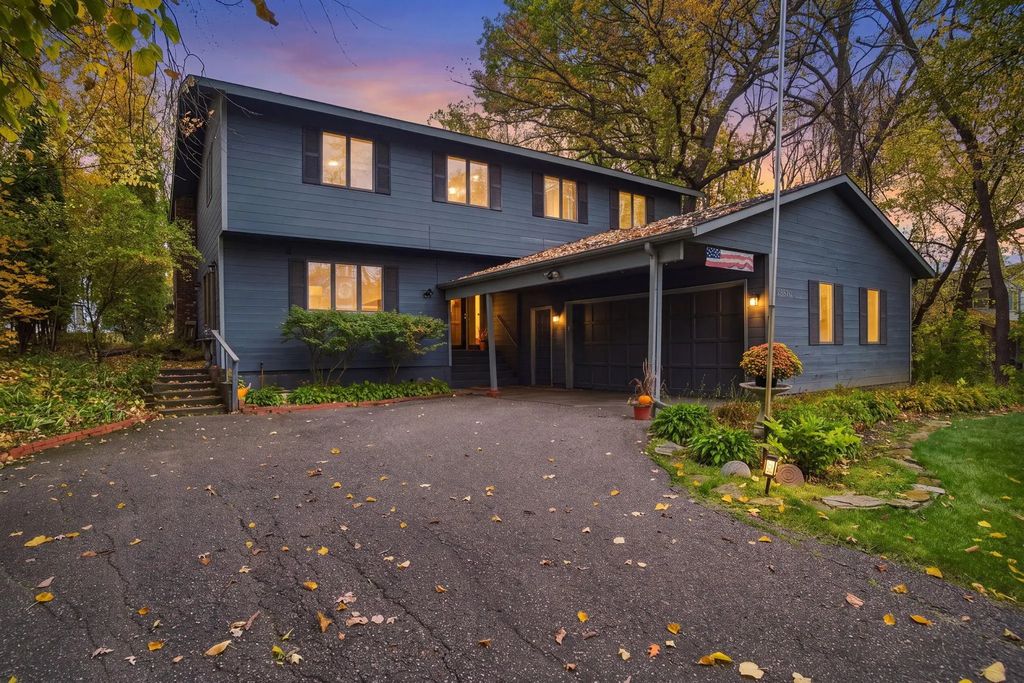 23870 Granada Avenue N, Forest Lake