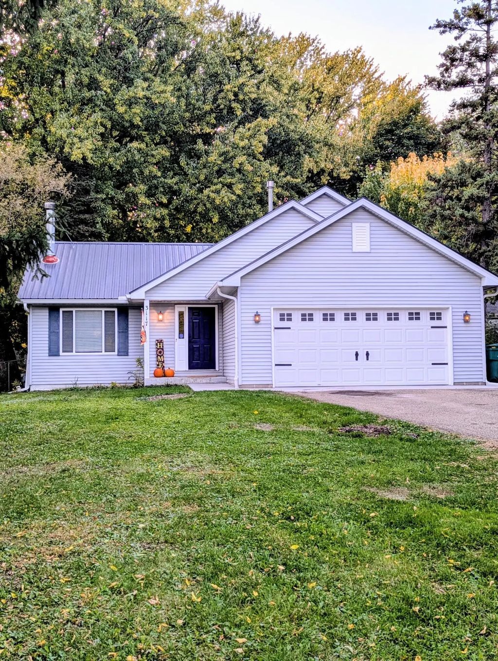 3117 Douglas Drive N, Crystal