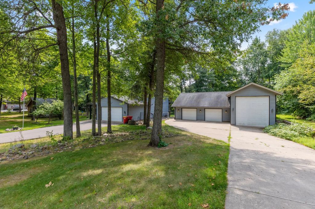 8459 Dove Street, Pequot Lakes