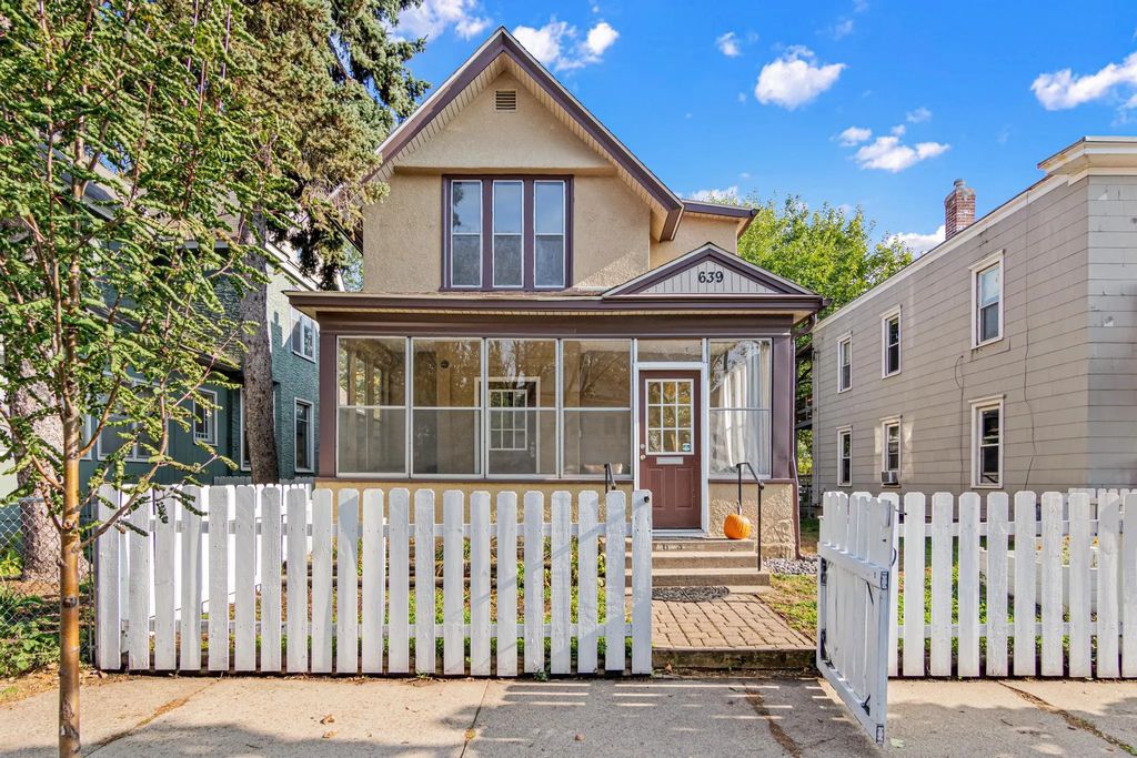 639 Adams Street Ne, Minneapolis