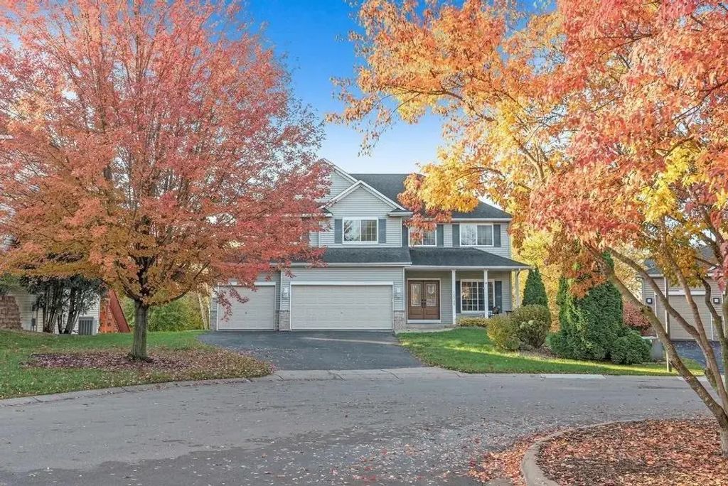 10948 Eagle View Circle, Woodbury