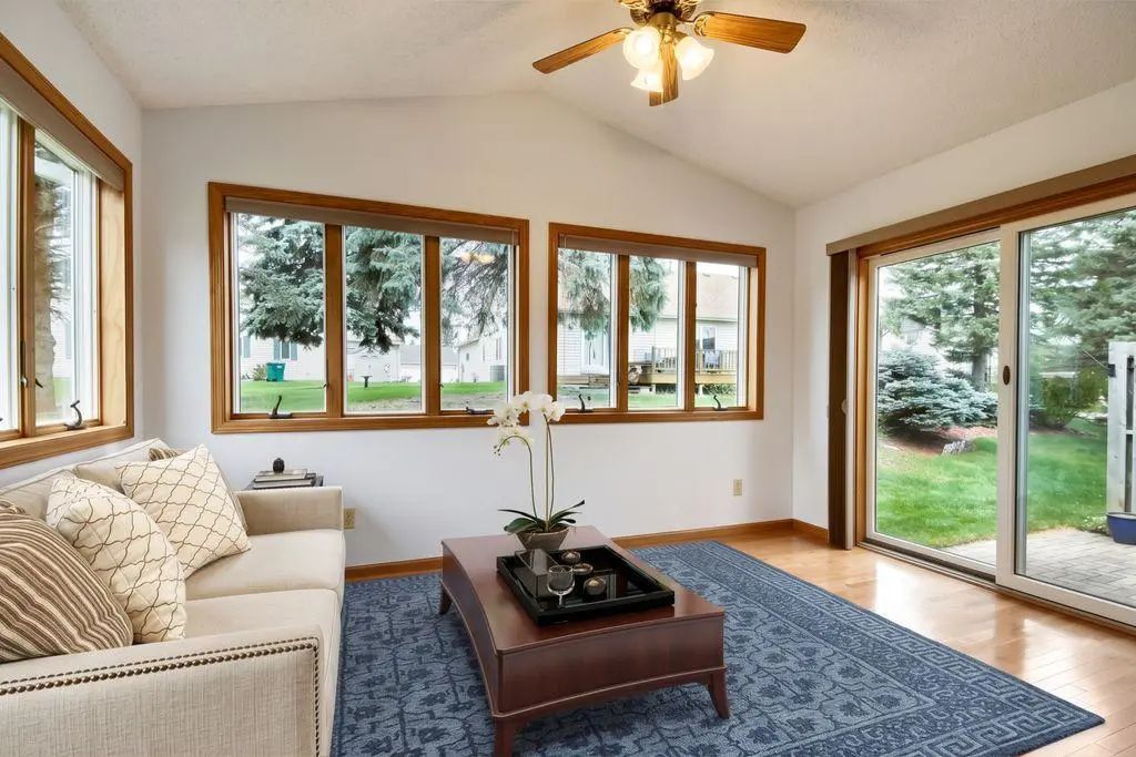 1966 Tuenge Drive, Stillwater