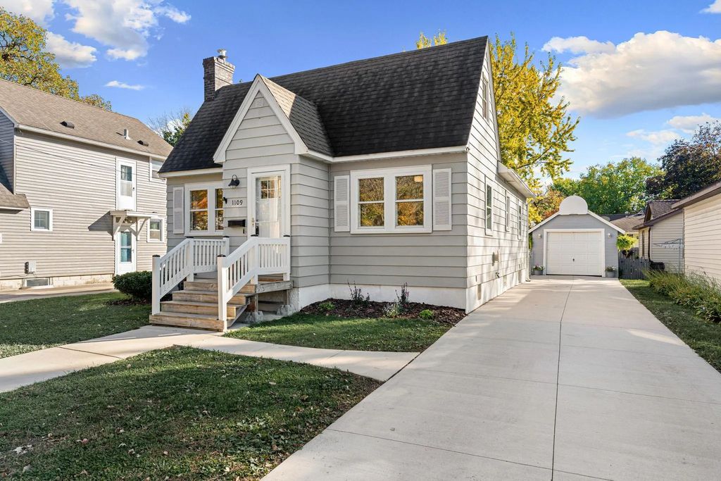 1109 6th Avenue Nw, Austin