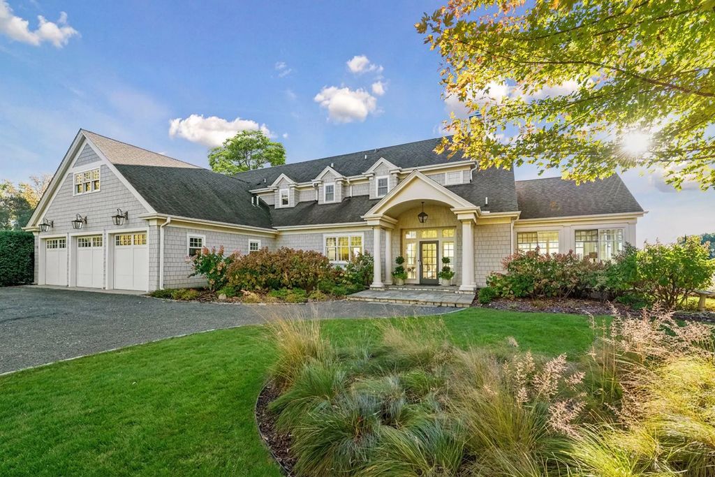 1105 Ferndale Road W, Orono