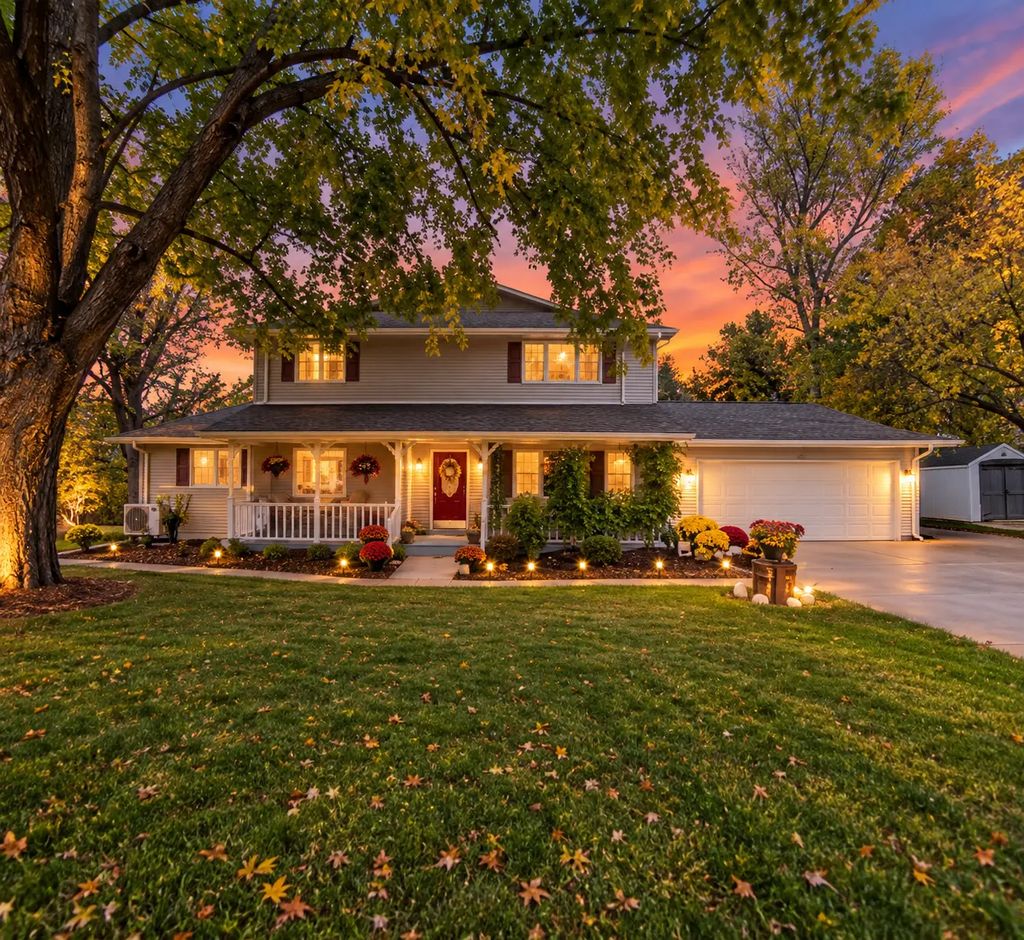 7920 Robin Circle, Waconia