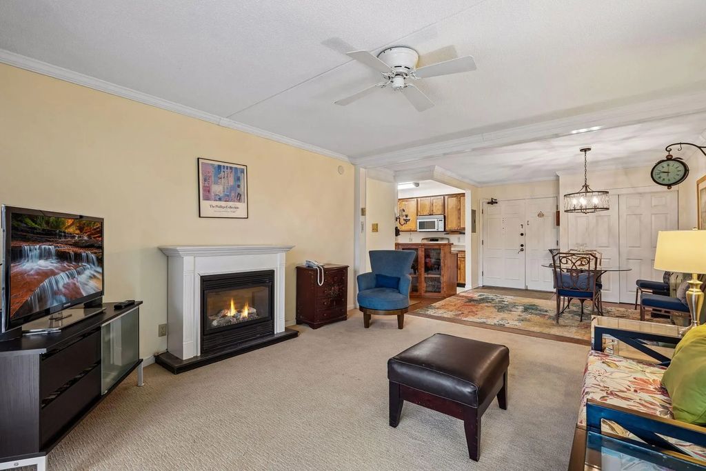 6730 Vernon Avenue S 312, Edina
