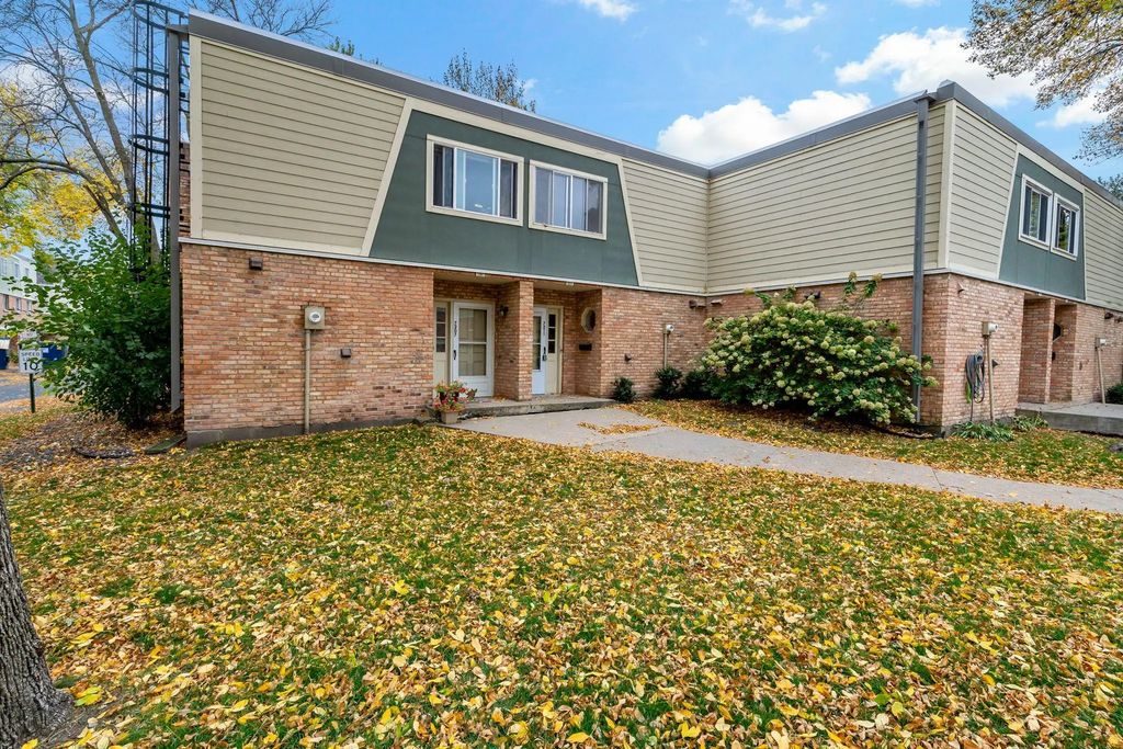 7211 W Franklin Avenue, Saint Louis Park