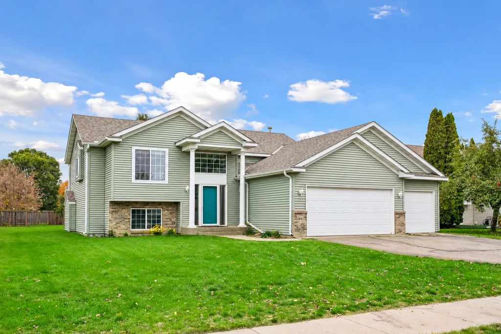 1025 4th Street N, Sartell