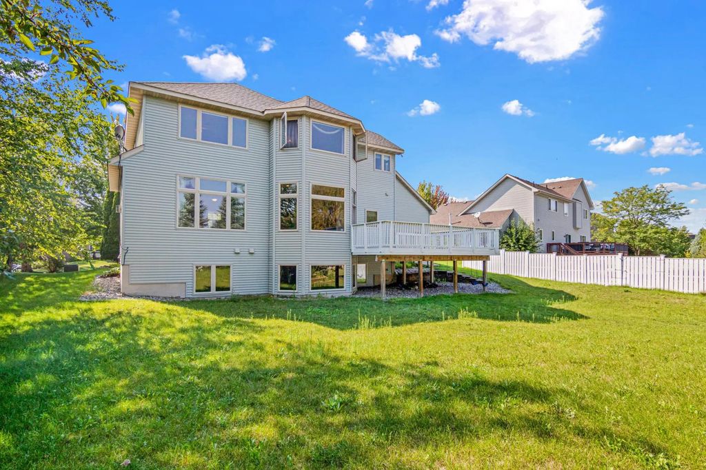 20710 Helena Lane, Lakeville