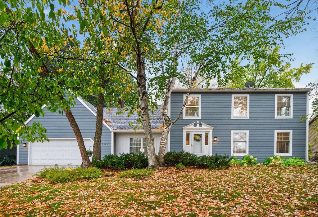 8906 138th Street Court, Apple Valley
