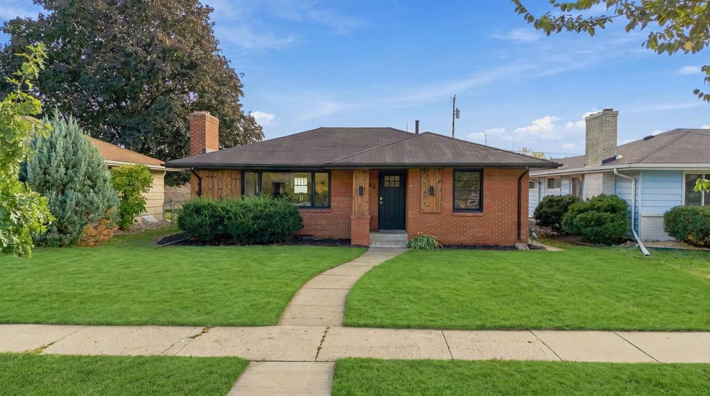 6164 Colfax Lane S, Minneapolis