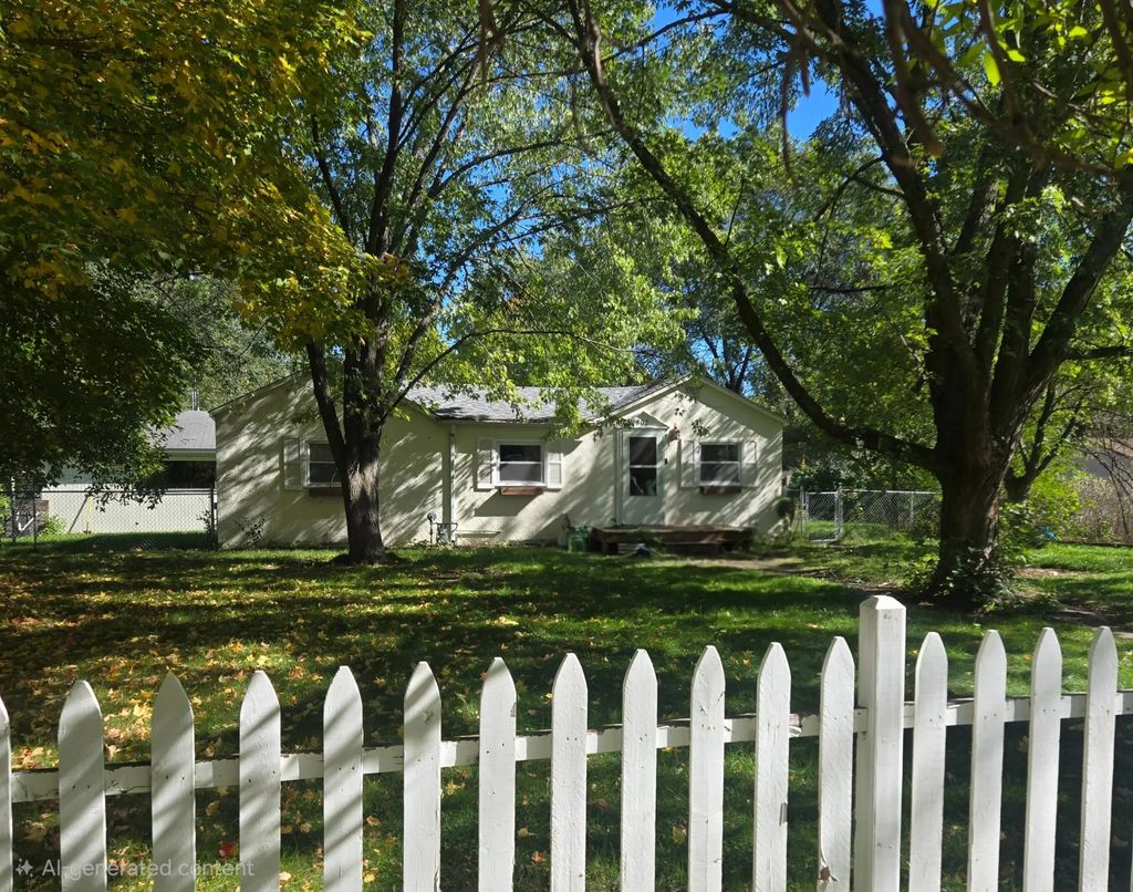 802 26th Avenue N, Saint Cloud