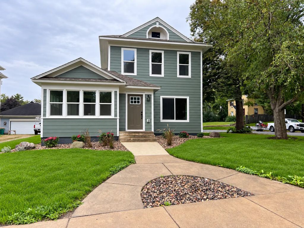 627 W Fountain Street, Albert Lea