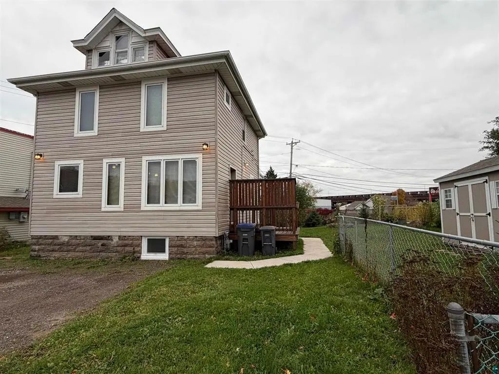 3105 W 3rd Street, Duluth