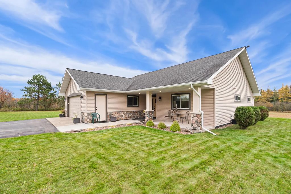 96 High Ridge Trail, Esko