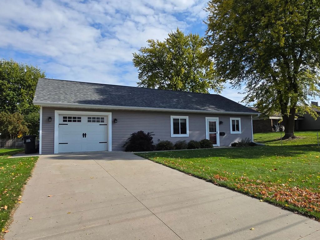 411 Bullis Street, Kenyon